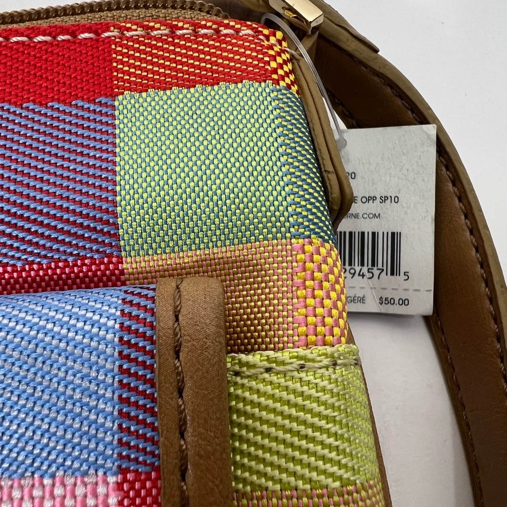 Liz Claiborne Checkered Crossbody Bag with Tan Trim - Designer Style - Picture 2 of 8